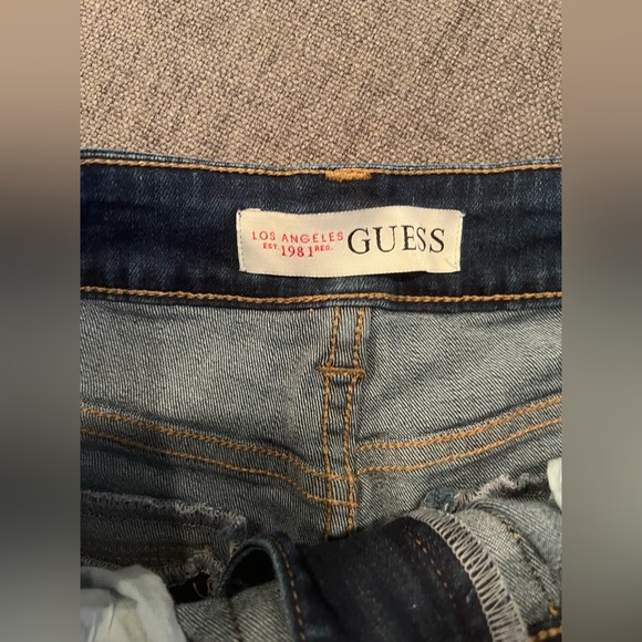 GUESS size 27 Shorts w/ Tie Front LIKE NEW - Picture 4 of 6